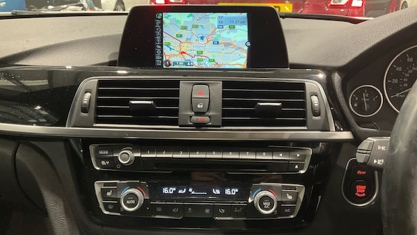 Used BMW 3 Series 2017 for sale - 76176147: Photo 11