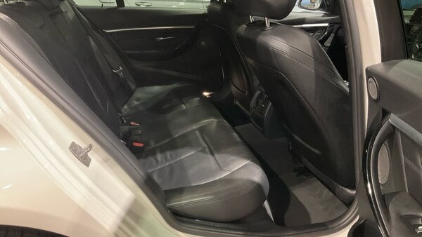 Used BMW 3 Series 2017 for sale - 76176147: Photo 8
