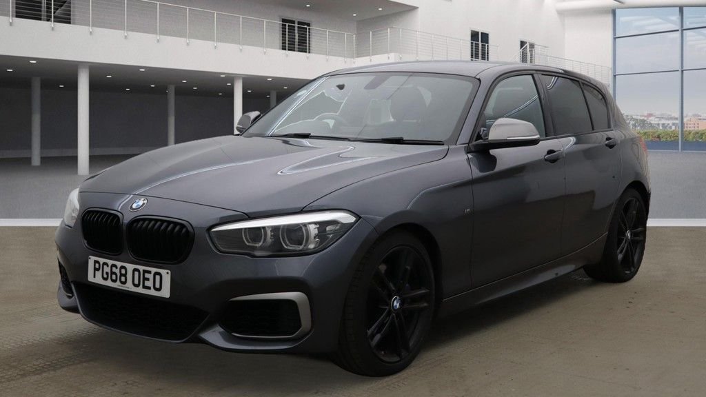 Used BMW 1 Series 2019 for sale - 76470299: Photo 2