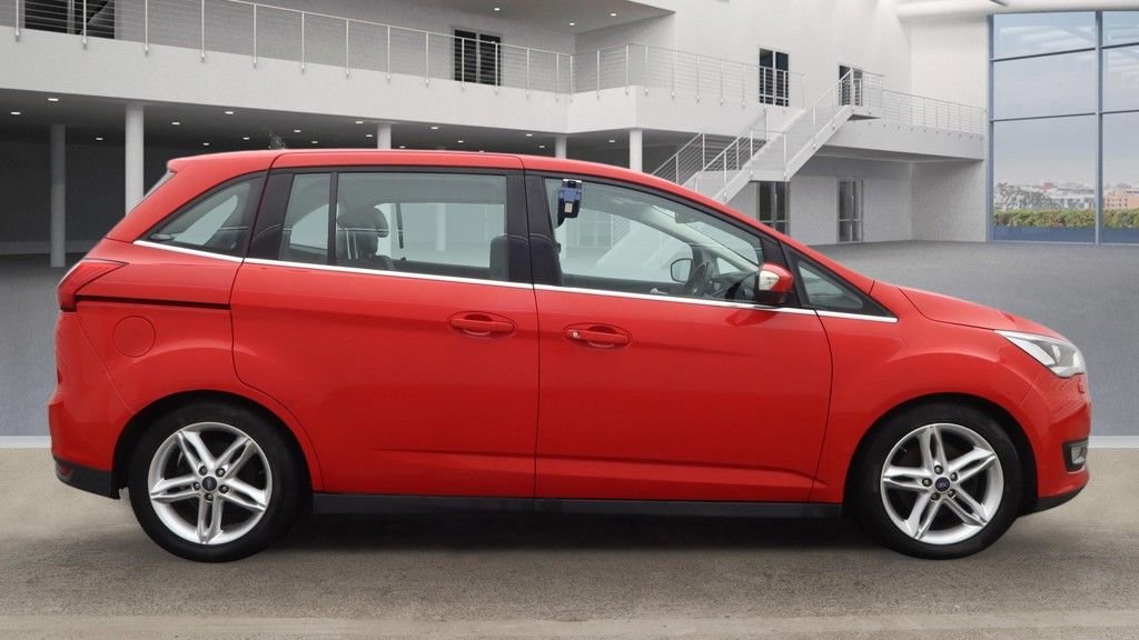 Used Ford Grand C-Max 2018 for sale - 77333026: Photo 17