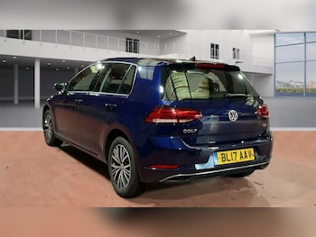 Used Volkswagen Golf 2017 for sale - 76610285: Photo
