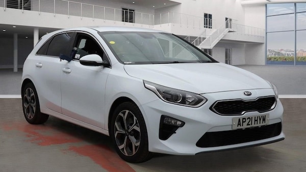 Used Kia Ceed 2021 for sale - 76099932: Photo 1