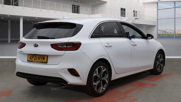 Used Kia Ceed 2021 for sale - 76099932: Photo 4