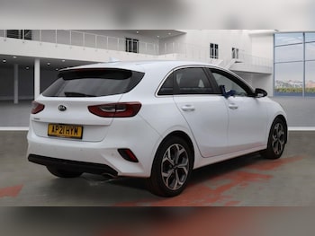 Used Kia Ceed 2021 for sale - 76099932: Photo 4