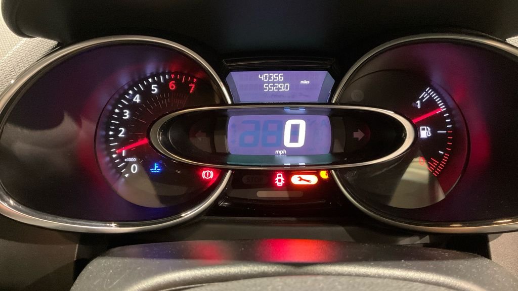 Used Renault Clio 2016 for sale - 77765530: Photo 11