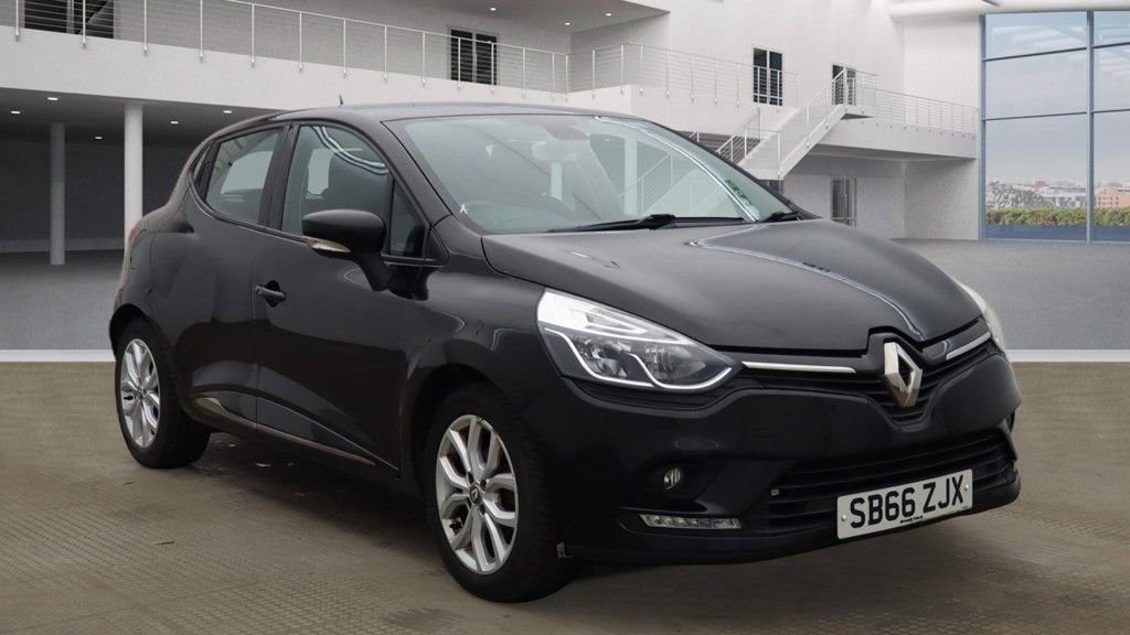 Used Renault Clio 2016 for sale - 77765530: Photo 2