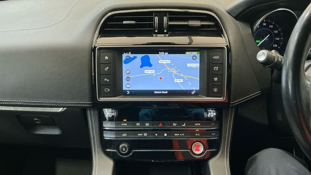 Used Jaguar F-Pace 2018 for sale - 77785977: Photo 23