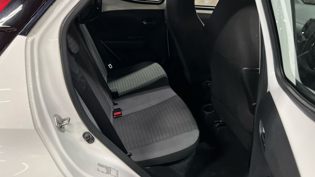 Used Toyota AYGO 2020 for sale - 76406593: Photo 8