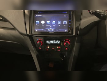 Used Suzuki Swift 2012 for sale - 76496058: Photo