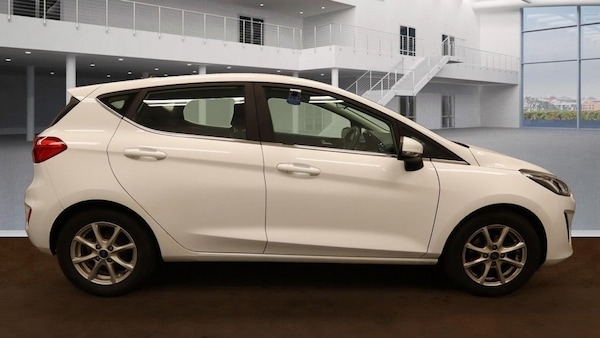 Used Ford Fiesta 2018 for sale - 76099942: Photo 5