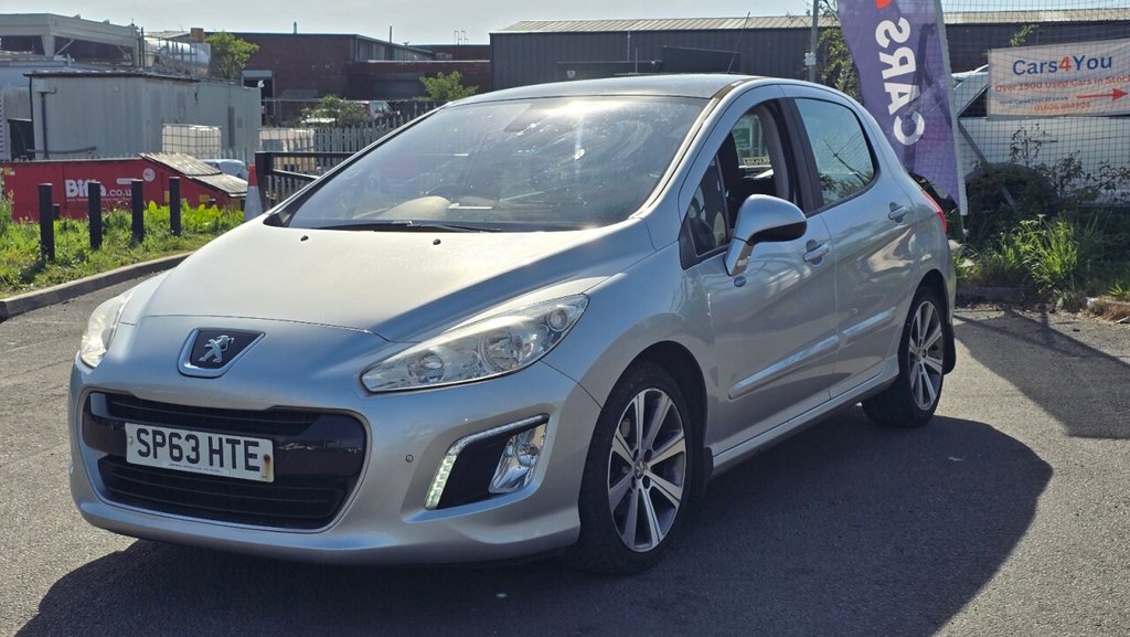Used Peugeot 308 2013 for sale - 76333321: Photo 2