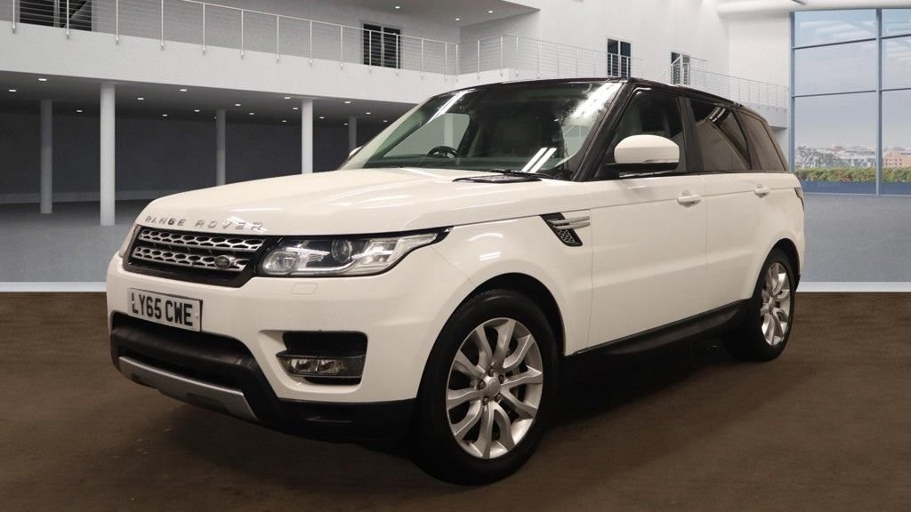 Used Land Rover Range Rover Sport 2015 for sale - 76848231: Photo 2