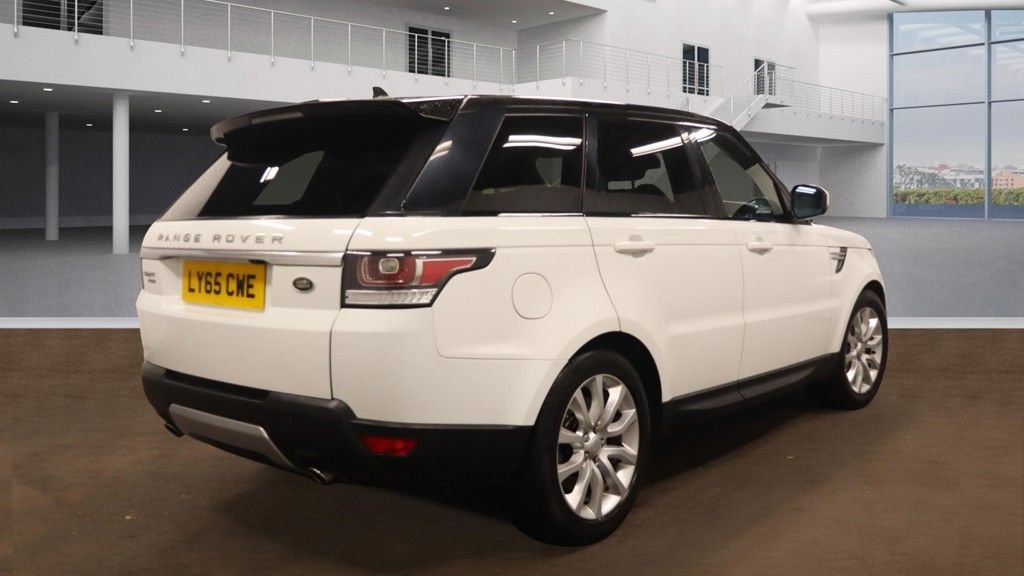 Used Land Rover Range Rover Sport 2015 for sale - 76848231: Photo 4