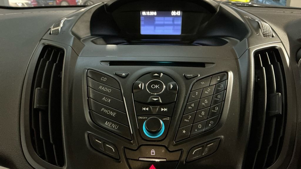 Used Ford Kuga 2016 for sale - 77879680: Photo 17