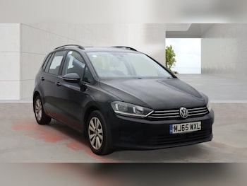 Used Volkswagen Golf SV 2015 for sale - 79603654: Photo