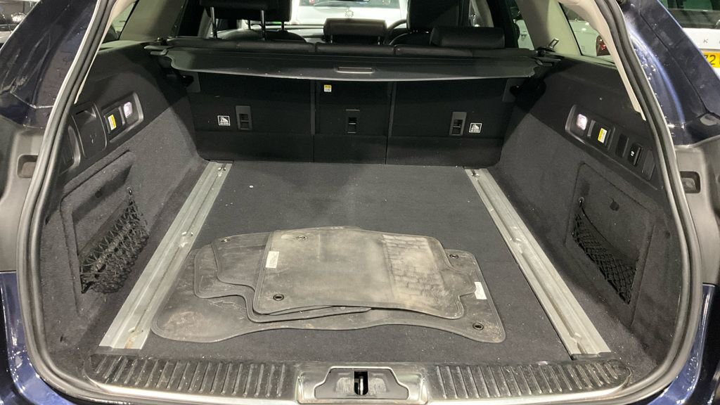 Used Jaguar XF 2017 for sale - 77539611: Photo 19