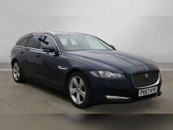 Used Jaguar XF 2017 for sale - 77539611: Photo