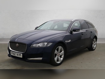 Used Jaguar XF 2017 for sale - 77539611: Photo