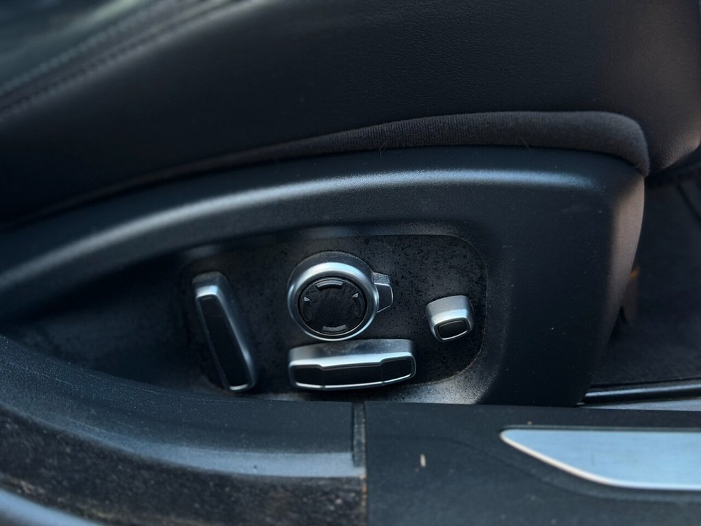 Used Jaguar XF 2017 for sale - 77539611: Photo 32