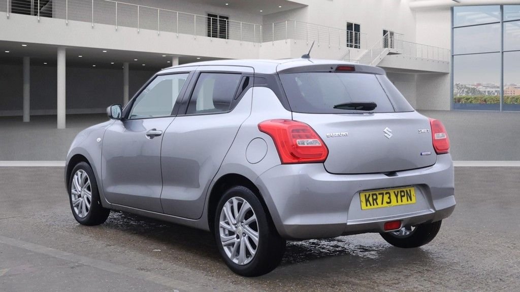 Used Suzuki Swift 2023 for sale - 77212518: Photo 9