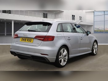 Used Audi A3 2018 for sale - 76304271: Photo 4