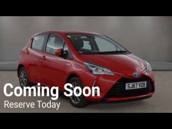 2017 (67) - 1.5 VVT-h Icon Tech Hatchback 5dr Petrol Hybrid E-CVT Euro 6 (s/s) (100 ps)