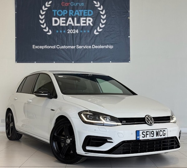 Used Volkswagen Golf 2019 for sale - 74529499: Photo 1