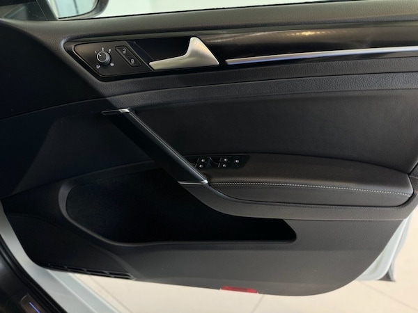 Used Volkswagen Golf 2019 for sale - 74529499: Photo 21