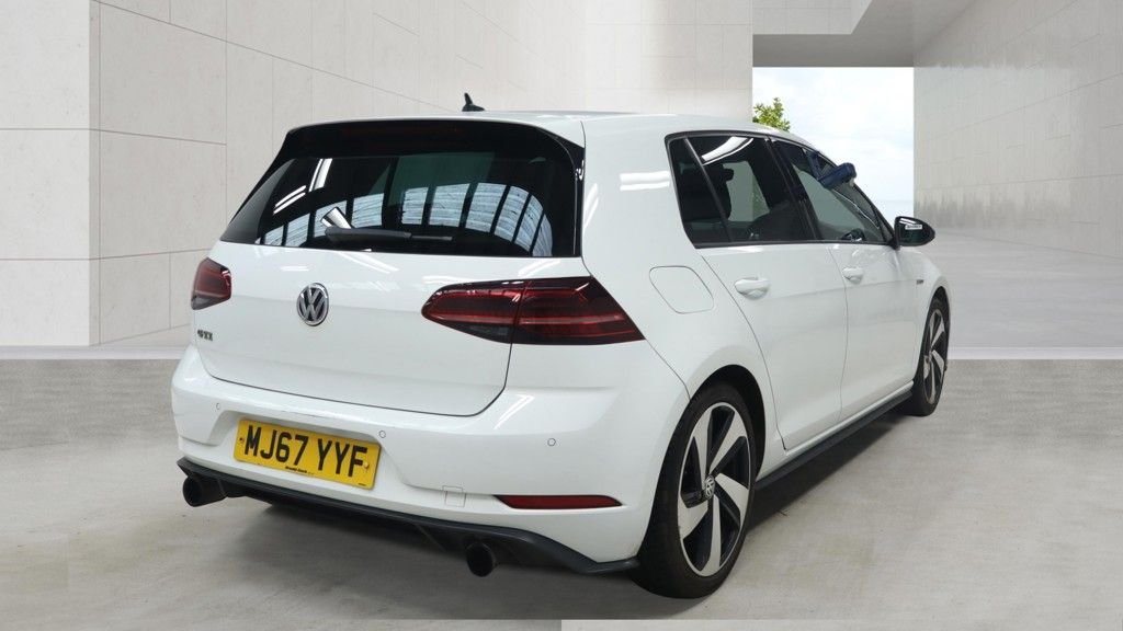 Used Volkswagen Golf 2017 for sale - 78215809: Photo 4