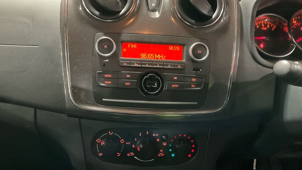 Used Dacia Sandero Stepway 2020 for sale - 77370036: Photo 12