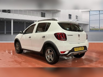 Used Dacia Sandero Stepway 2020 for sale - 77370036: Photo