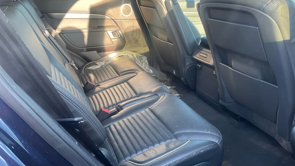 Used Land Rover Discovery 2017 for sale - 77547366: Photo 10