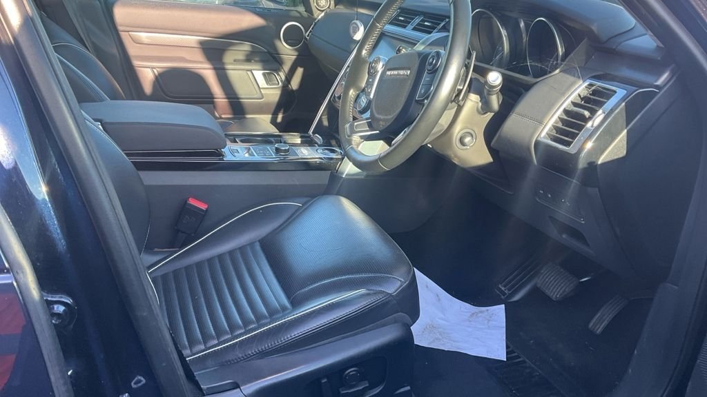 Used Land Rover Discovery 2017 for sale - 77547366: Photo 11