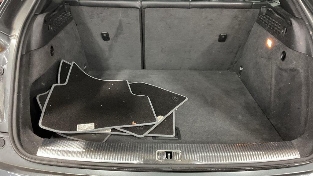 Used Audi Q3 2016 for sale - 77332955: Photo 13