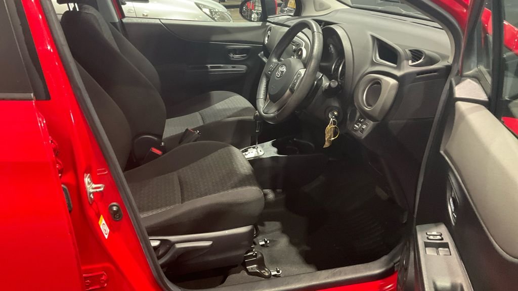 Used Toyota Yaris 2013 for sale - 77452001: Photo 10