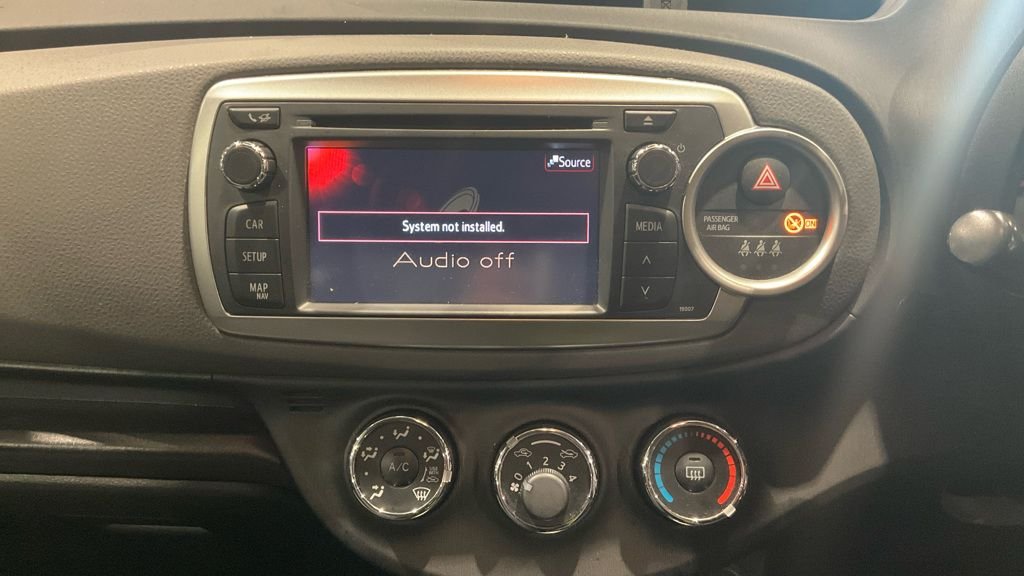 Used Toyota Yaris 2013 for sale - 77452001: Photo 12