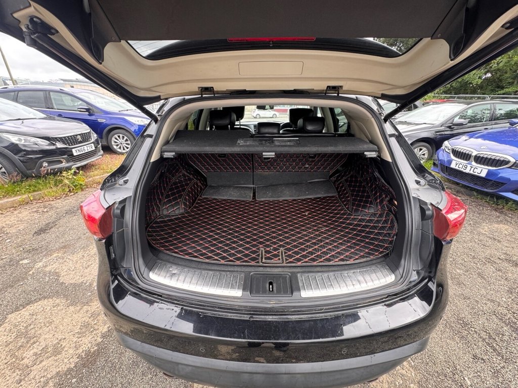 Used Infiniti FX 2013 for sale - 76647736: Photo 9