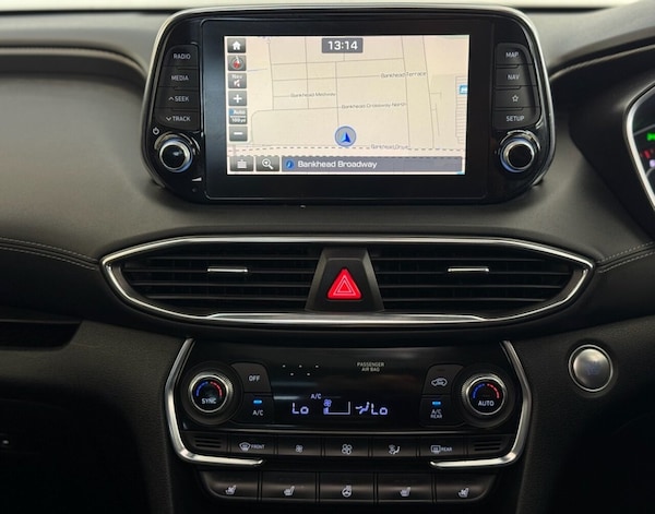 Used Hyundai Santa Fe 2019 for sale - 74529763: Photo 31