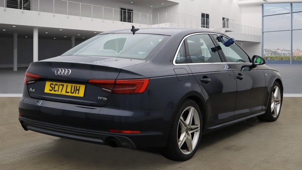 Used Audi A4 2017 for sale - 76014845: Photo 4