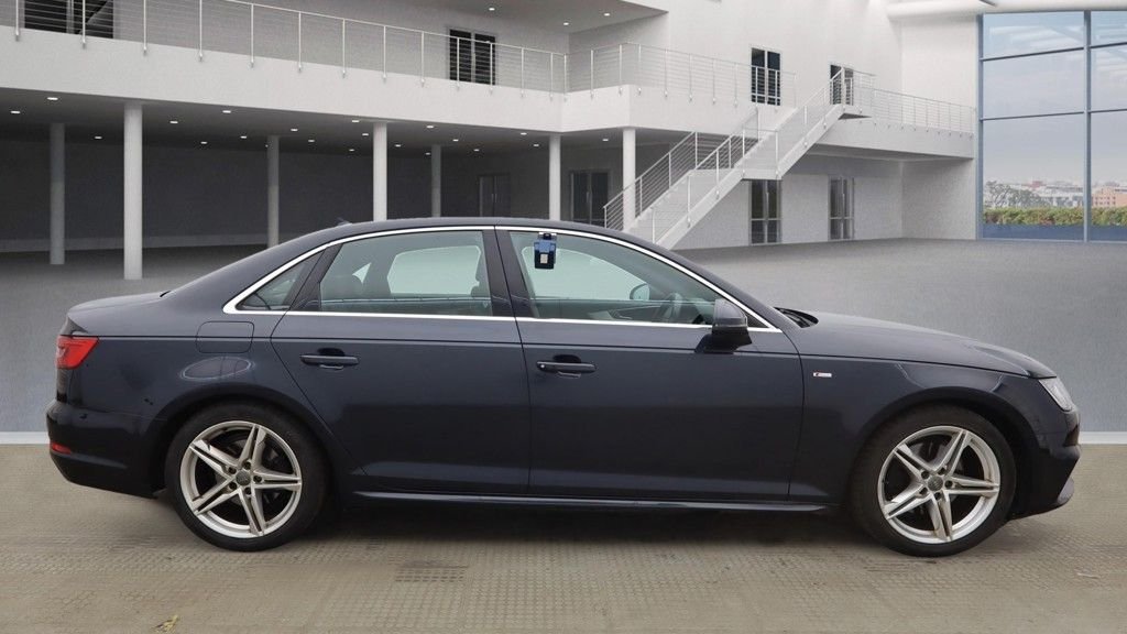 Used Audi A4 2017 for sale - 76014845: Photo 5