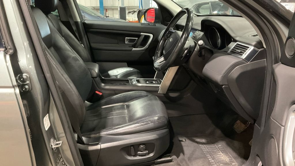 Used Land Rover Discovery Sport 2016 for sale - 76731211: Photo 21