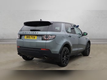 Used Land Rover Discovery Sport 2016 for sale - 76731211: Photo