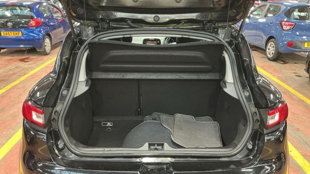 Used Renault Clio 2018 for sale - 77673569: Photo 19