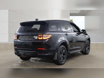 Used Land Rover Discovery Sport 2019 for sale - 78172384: Photo