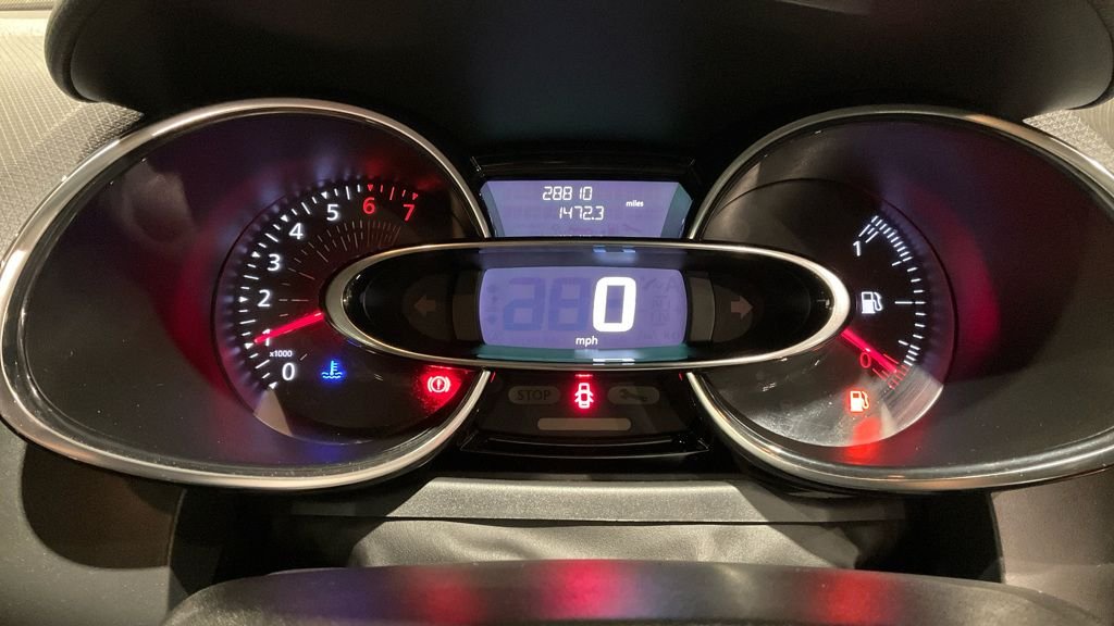 Used Renault Clio 2017 for sale - 76760682: Photo 22