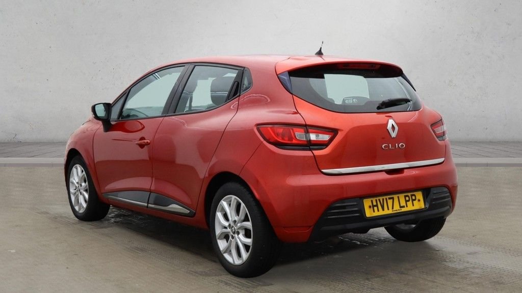 Used Renault Clio 2017 for sale - 76760682: Photo 3
