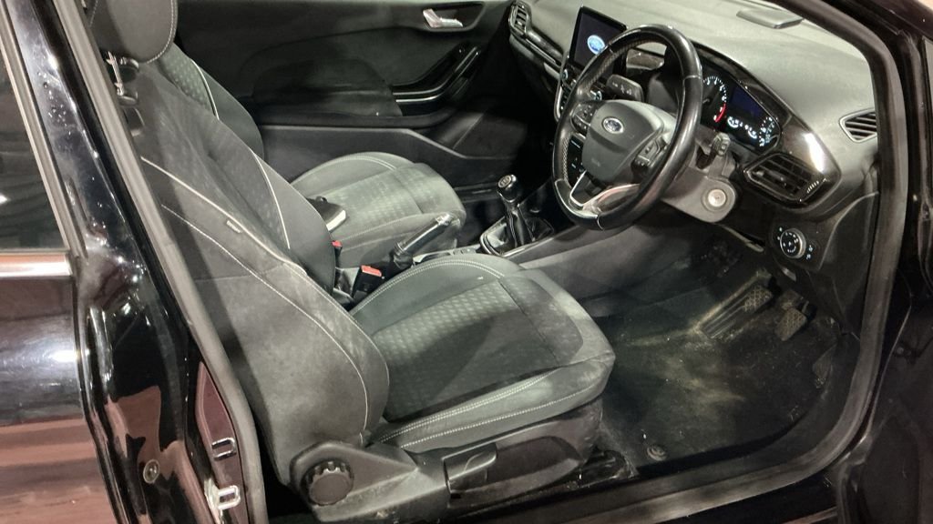 Used Ford Fiesta 2017 for sale - 77397309: Photo 15