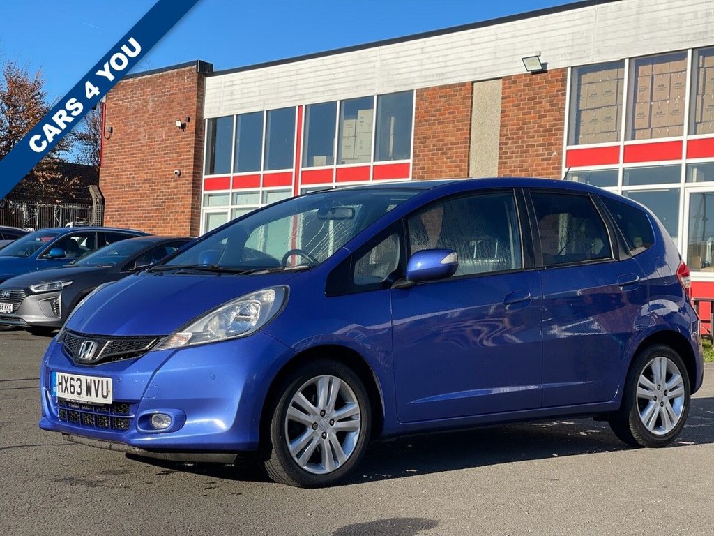 Used Honda Jazz 2013 for sale - 77056443: Photo 2
