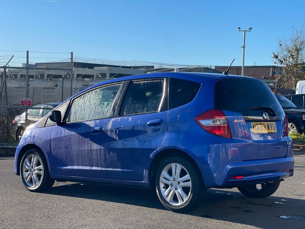 Used Honda Jazz 2013 for sale - 77056443: Photo 4