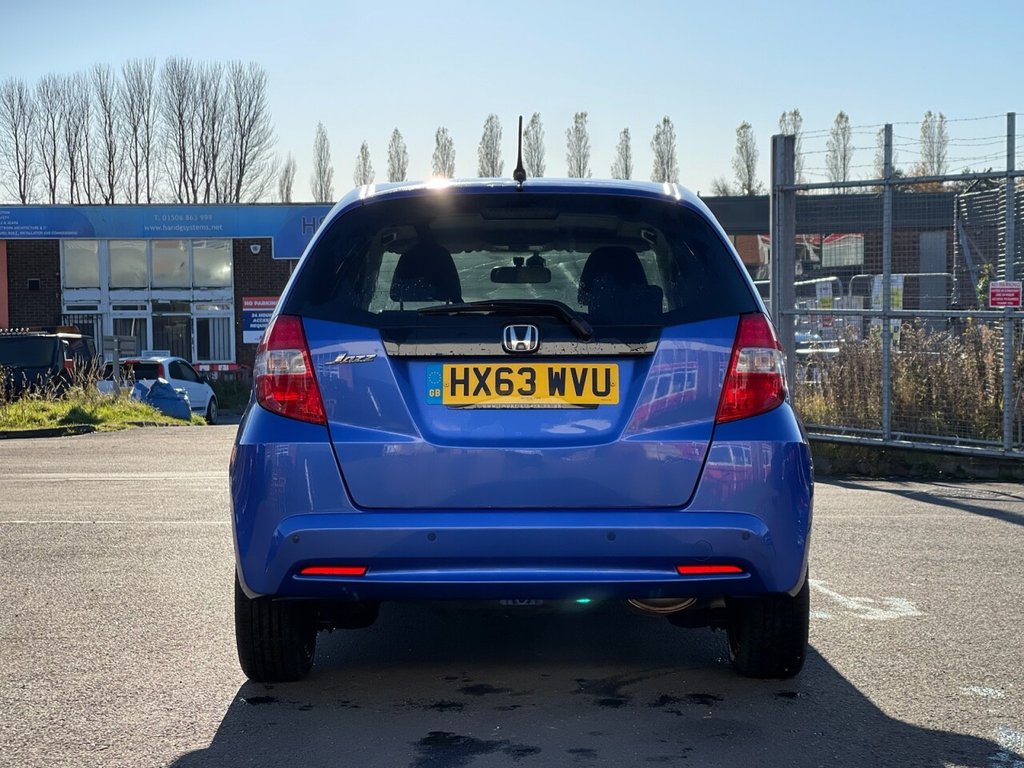 Used Honda Jazz 2013 for sale - 77056443: Photo 6